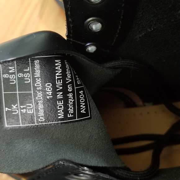 Dr. Martens 1460 Pascal Lace Up Boots Black Unisex Mens 8 Womens Size 9 - Picture 5 of 5